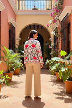 Chaqueta crema bordada - trasera misma modelo