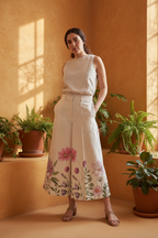 May Pant - Imagen frontal editorial